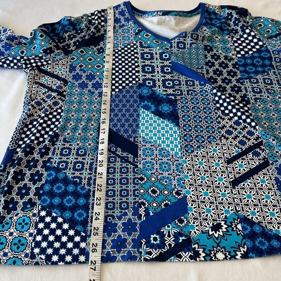 Kim Rogers Woman Blue Patchwork Design V Neck Tunic Sz 2x - Picture 10 of 11